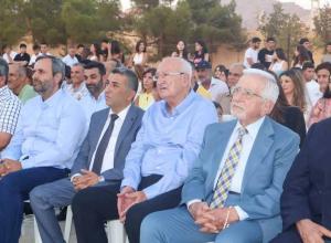 ثانوية ألبير منصور في رأس بعلبك خرجت طلابها الناجحين وكرمت مديرها السابق