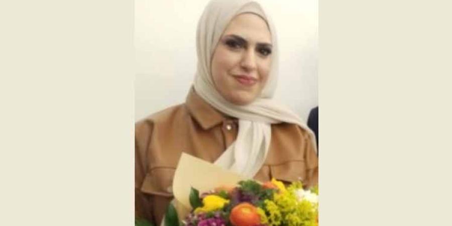 الاديبة نورهان اللبن توقع روايتها الثانية في صور 