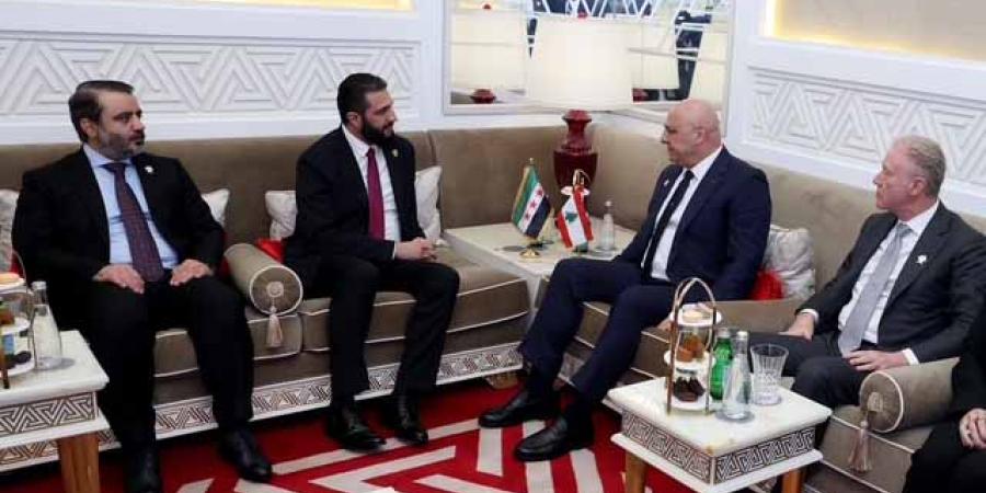  رئيس الجمهورية التقى العاهل الأردني والرئيسين السوري والإيراني على هامش أعمال القمة في الدوحة 